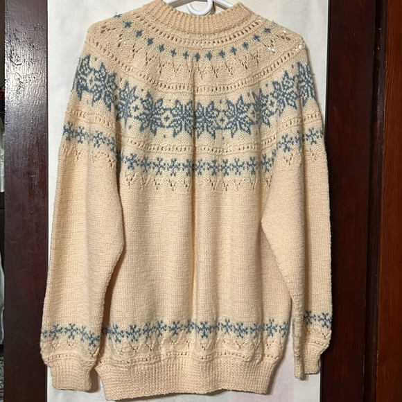 Dale of Norway Vintage Wool Nordic Faire Isle Button Down Cardigan Size Medium - Picture 3 of 6